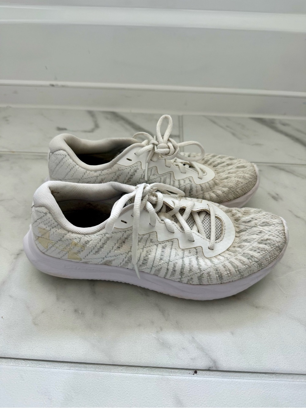 Women Under Armour Shoes. White. 7.5